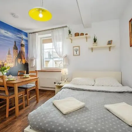 Cosy Studio Apartment Krasków Eksteriør bilde